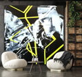 White on black neon, 200 x 200 cm 