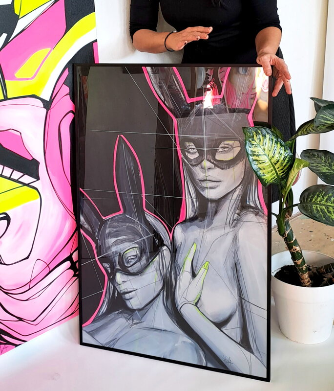 Super Limited Edition of " BUNNY GIRLS_black "